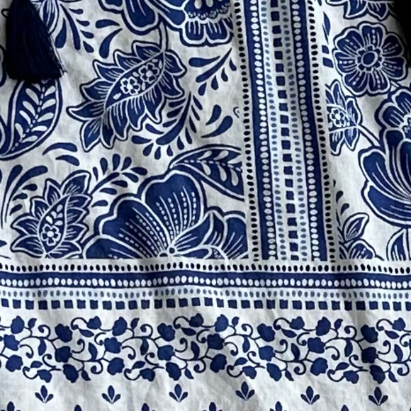 Talbots Cotton Floral Peasant Keyhole Top Blue/White Size 2X Lightweight Summer - Picture 3 of 11